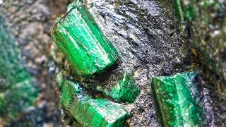 Lalaki nahukay ang 800 pounds ng Emerald sa ilalim ng lupa, nakakagulat ang presyo!