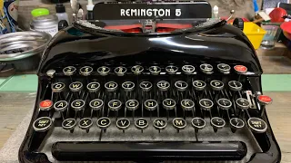 1937 Streamline Model 5 Remington typewriter