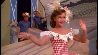 I Love Melvin 1953 – A Lady Loves (The Simple Things) – Debbie Reynolds