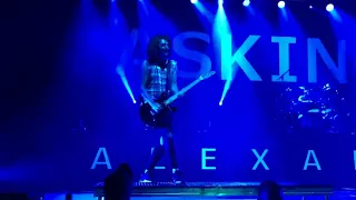 Asking Alexandria - Into The Fire (Live @ Forum Karlín, Prague 17.6.2018