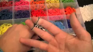 How to make a rainbow loom fishtail without the loom