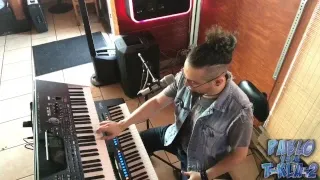 Tocando estilo mariachi con teclados - Emisión en directo de Pablo y sus T-kla-2