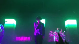 The 1975 - Anobrain & Menswear (Live in Vancouver)