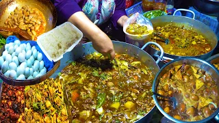 Plenty Of Yummy Foods @ Night In Phnom Penh - Fried Clams, Desserts, Soup, Papaya Salad, &More