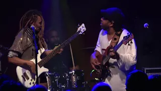 Female Bass Player Divinity Roxx and Victor Wooten 'Get it Right' at Ardmore Music Hall