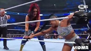 Bianca Belair vs Bayley Parte 2 - WWE SmackDown 12/1/2024