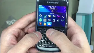 Original Blackberry 9790 detail real shot video