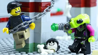 LEGO Land | Lego Escape Alien Invasion Attack: Special Lego Wall | Lego Stop Motion