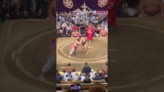 Bashkim beim Sumo Ringen in Tokio 😂🇯🇵