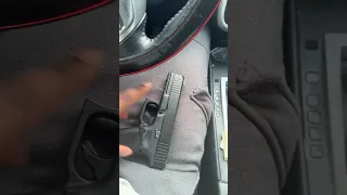 glock 17 goes off on accident OMG😱