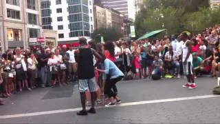 Street acrobats in New York City