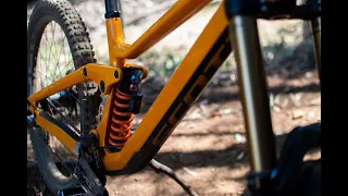 CARBON DOWNHILL BIKE: FIRST IMPRESSIONS