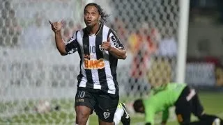 Ronaldinho VS São Paulo (4-1) : Amazing Performance !