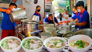 Most Popular Noodle Soup! 500 Bowls Sold a Day, Pork Meatball Noodle Soup - Cambodia Street Food