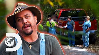 Mike and Jerry Achieve Their Biggest Liquor Sale This Season | Moonshiners