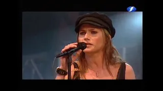 THE CARDIGANS - My favourite game (LIVE Ankkarock 2004)