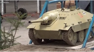 Jagdpanzer 38 (t) Hetzer Wehrmacht RC Tank ♦ Erlebniswelt Modellbau Erfurt 2015 Modellbaumesse