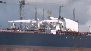 В вентспилсском порту - самый широкий танкер