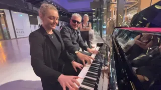 Jerry Lee Lewis Piano Style Makes Aussie Girl Smile