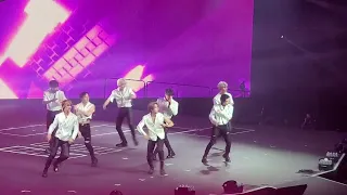 220628 Stray Kids - DISTRICT 9 at Stray Kids 2nd World Tour "MANIAC" in Newark [Fancam] [8K]