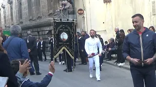 Santissimo Crocifisso /Processione/fra via Umberto I, via Antonio Veneziano, via Pietro Novelli alta