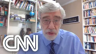 Violência política subiu alguns degraus, diz professor sobre ataque a Cristina Kirchner | NOVO DIA