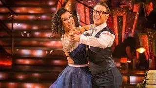 Susanna Reid & Kevin Foxtrot to 'Can't Take My Eyes Off You' - Strictly Come Dancing: 2013 - BBC One