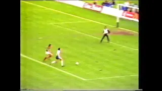 Rabah Madjer inscrit un triplé (FC Porto vs Marítimo ) 1985