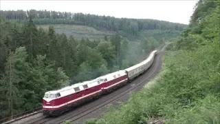 Doppel V180 (118) am Interzonenzug nach Hof