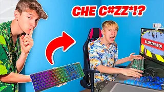 SCHERZO della TASTIERA WIRELESS ai MIEI AMICI nella VILLA DEGLI YOUTUBERS!