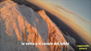 Volo all'alba su Monte Cusna e Bismantova - la "webcam volante" di REM