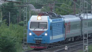 ЭП1М-659 с поездом №228 Санкт-Петербург - Новороссийск