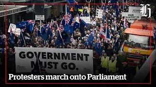 Thousands descend on Parliament in anti-Government protest | nzherald.co.nz