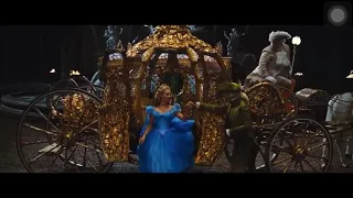 Cinderella arrives at the Palace.