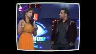Salman Khan announces the winner of Bigg Boss 6 - Urvashi Dholakia