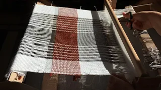 Weaving time lapse: How to weave stripes on a rigid heddle loom.