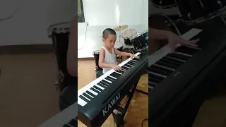 Ang Huling El Bimbo by Eraserheads piano cover by 6 year old | Trey Gerona