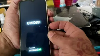 Problema no Umidigi A11, reiniciando e Android corrompido.