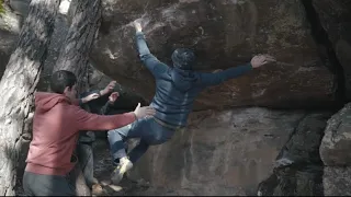 Tuduriclimbs: Vilma cierra la puerta 7A (Techos) / Albarracin bouldering