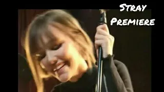 Grace VanderWaal - Stray - World Premiere