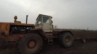 Трактор Т-150к оранка плугом ПЛН-5-35.