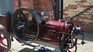 C  F  Wilson & Co. oil engine