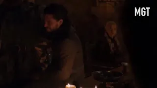 Starbucks Cup In Game of Thrones' 4th Episode