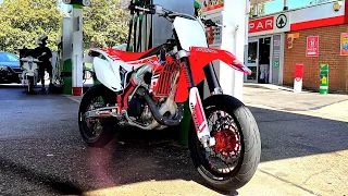 TAKING MY SUPERMOTO TO THE PETROL STATION 😈