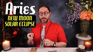 ARIES ♈︎ “CRAZY READING! SUDDENLY EVERYTHING WORKS OUT!” NEW MOON🕊️ SOLAR ECLIPSE ✨Tarot Reading