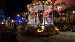 Mickeys Boo to You  Halloween Parade 2019