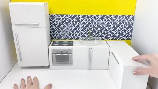 Faça você mesmo uma Cozinha em Miniatura com Caixa de Sapatos