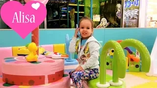 Алиса на КЛАССНОЙ детской площадке Indoor Playground Play Time for Kids Детский канал Little baby