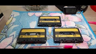 Внешние отличия аудио кассет ORWO 1990 / External differences between audio cassettes ORWO 1990