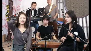 【唐音樂隊】《笑看风云》LIVE Tangyin 唐音乐队 Chinese Music 二胡 竹笛 古筝 Erhu Dizi Guzheng 國樂 乐器演奏 中國樂器 Chinese music